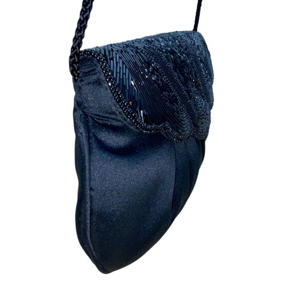 Vintage Black Beaded Satin With Scalloped Flap Design & Long Strap Evening Bag - Picture 5 of 8